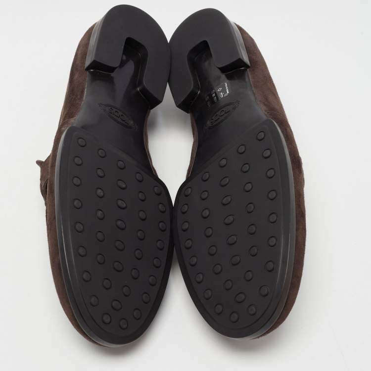 مملوكة مسبقًا Tod's Dark Brown Suede Logo Plaque Loafers Size 42.5 