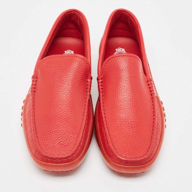 Pre Owned Tod's Red Leather Slip On Loafers Size 41