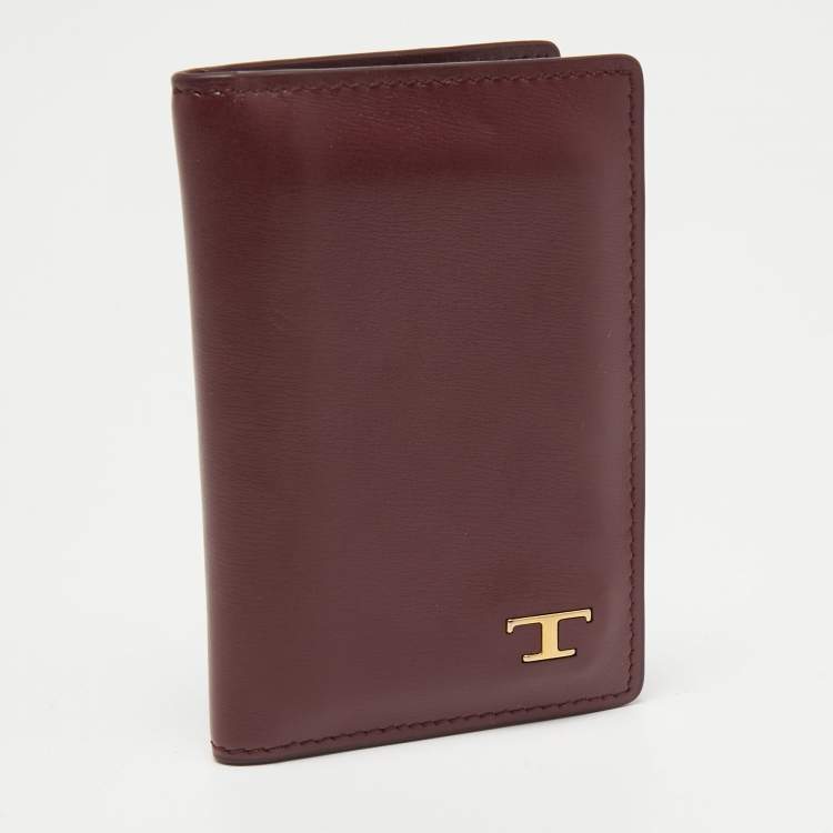 Pre Owned Tod's Burgundy Leather Business Card Holder