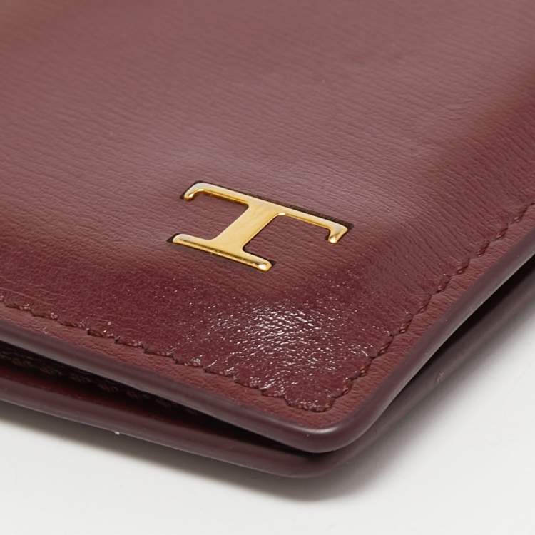 Pre Owned Tod's Burgundy Leather Business Card Holder