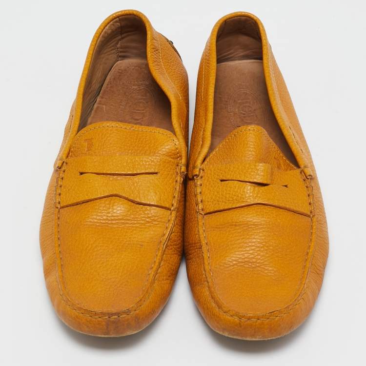 Pre Owned Tod's Yellow Leather Slip On Loafers Size 45.5