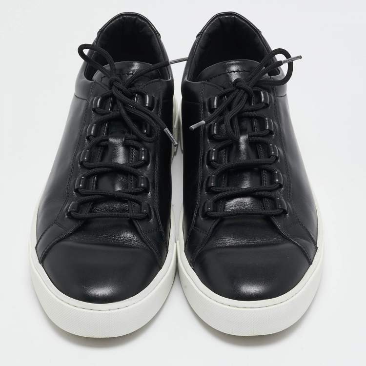 Pre Owned Tod's Black Leather Low Top Sneakers Size 44