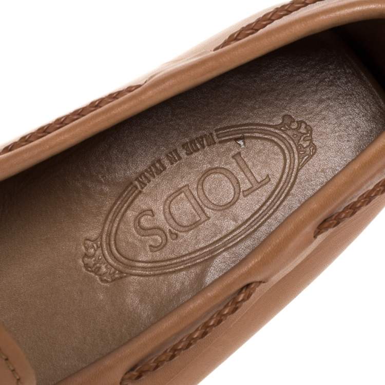 Pre Owned Tod's Beige Leather Bow Slip On Loafers Size 42