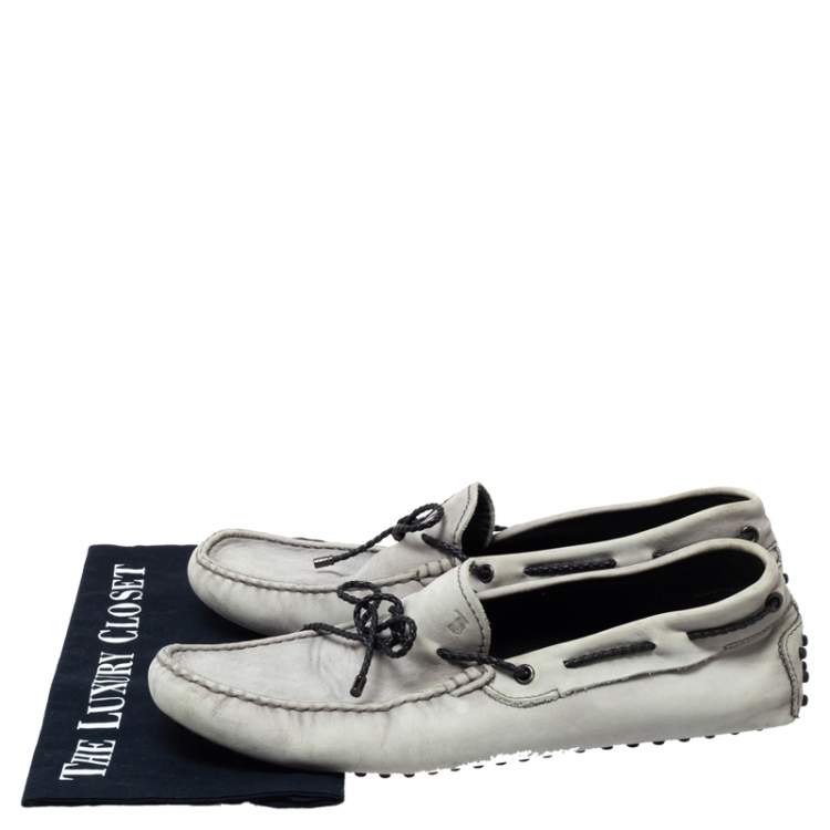 مملوكة مسبقًا Tod's Grey Leather Bow Slip On Loafers Size 43