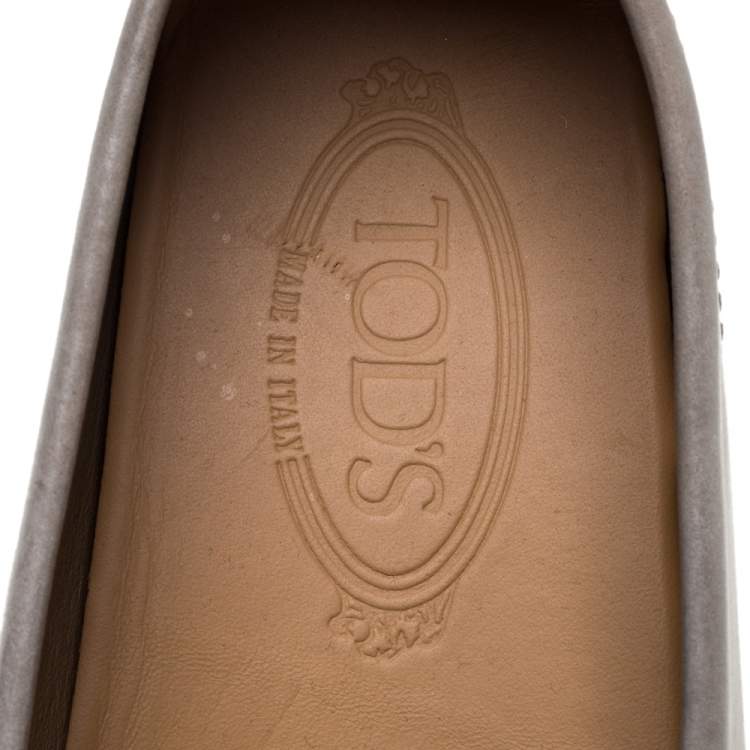 Pre Owned Tod's Grey Leather Slip On Loafers Size 41.5