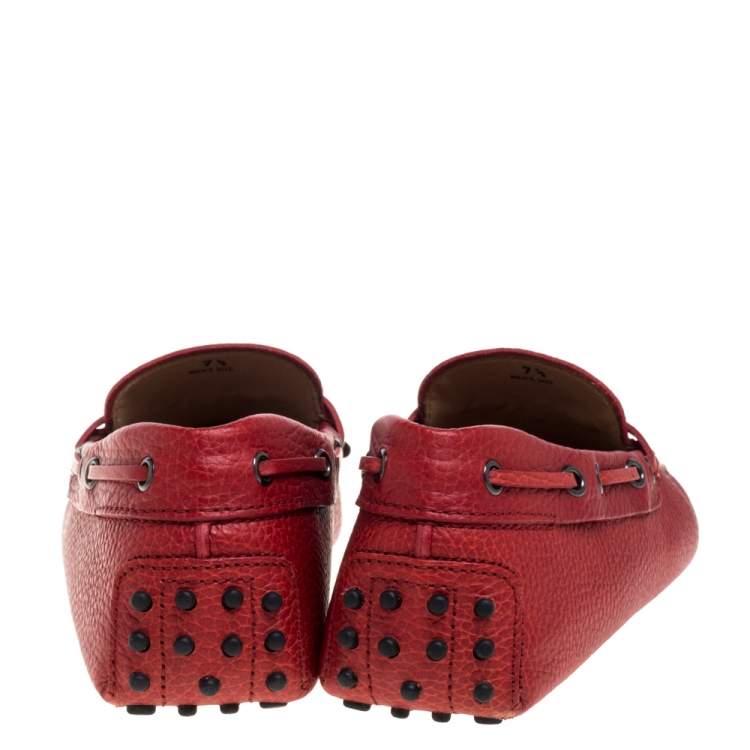 Pre Owned Tod's Red Pebbled Leather Bow Gommino Loafers Size 41.5