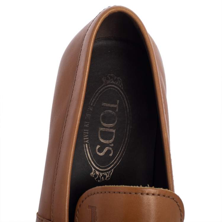 Pre Owned Tod's Tan Leather Slip On Loafers Size 41