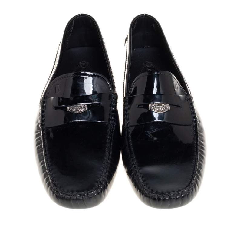 مملوكة مسبقًا Tod's Black Patent Leather Penny Slip On Loafers Size 41.5