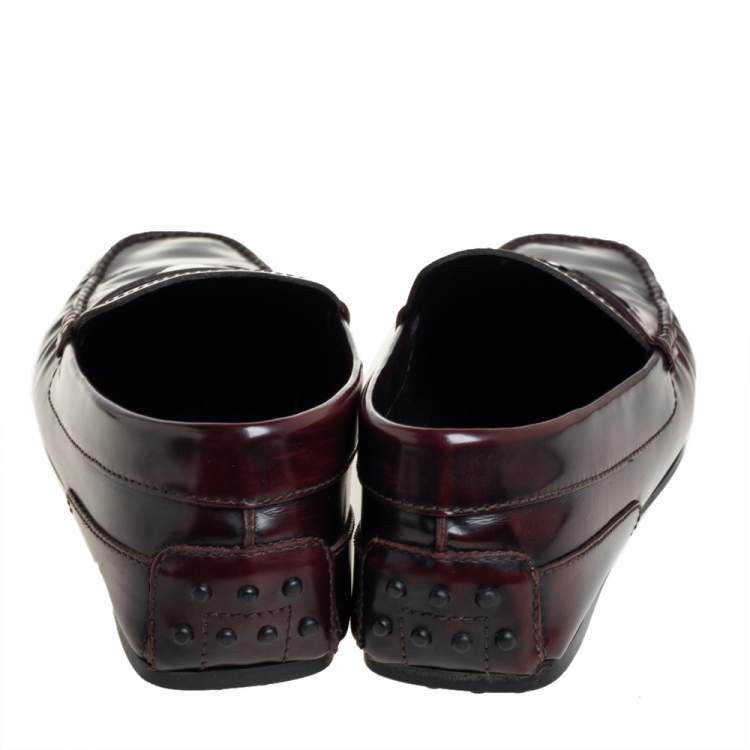 Pre Owned Tods Burgundy Leather Slip On Loafers Size 41