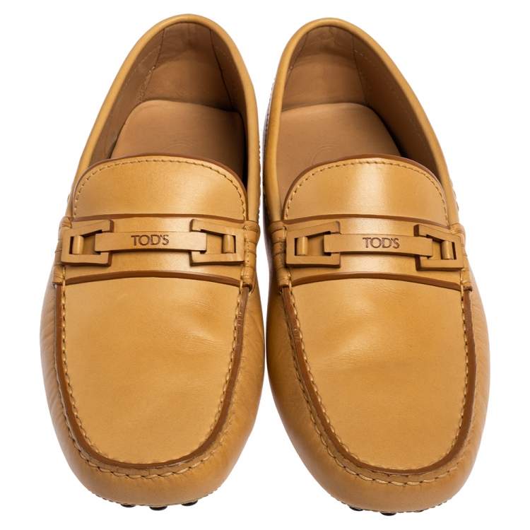 Pre Owned Tod's Tan Leather Slip On Loafers Size 39.5