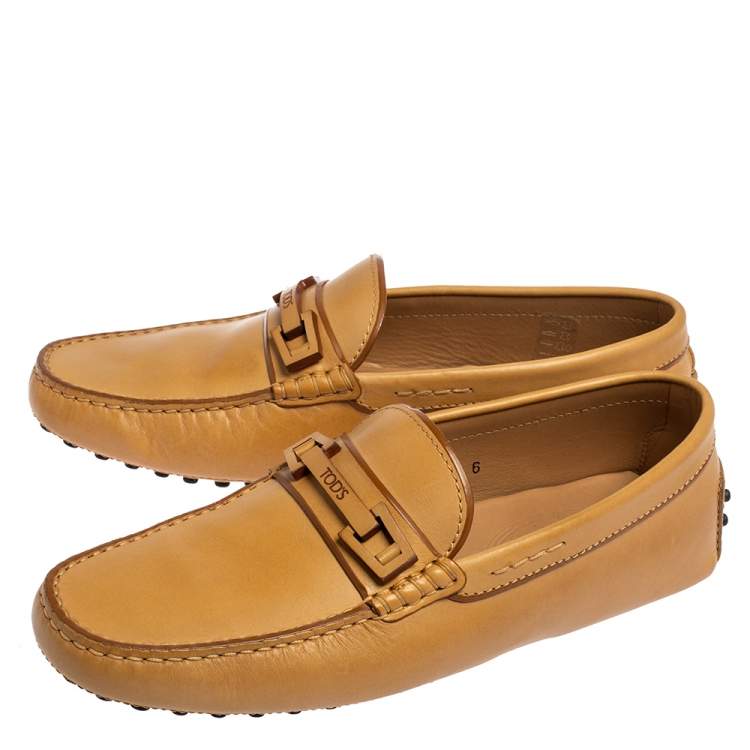 Pre Owned Tod's Tan Leather Slip On Loafers Size 39.5