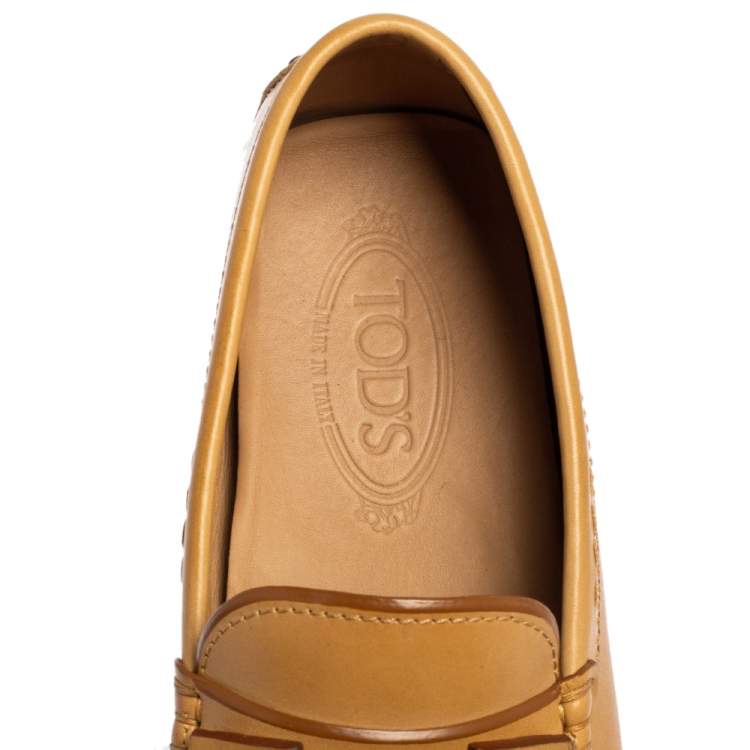 Pre Owned Tod's Tan Leather Slip On Loafers Size 39.5