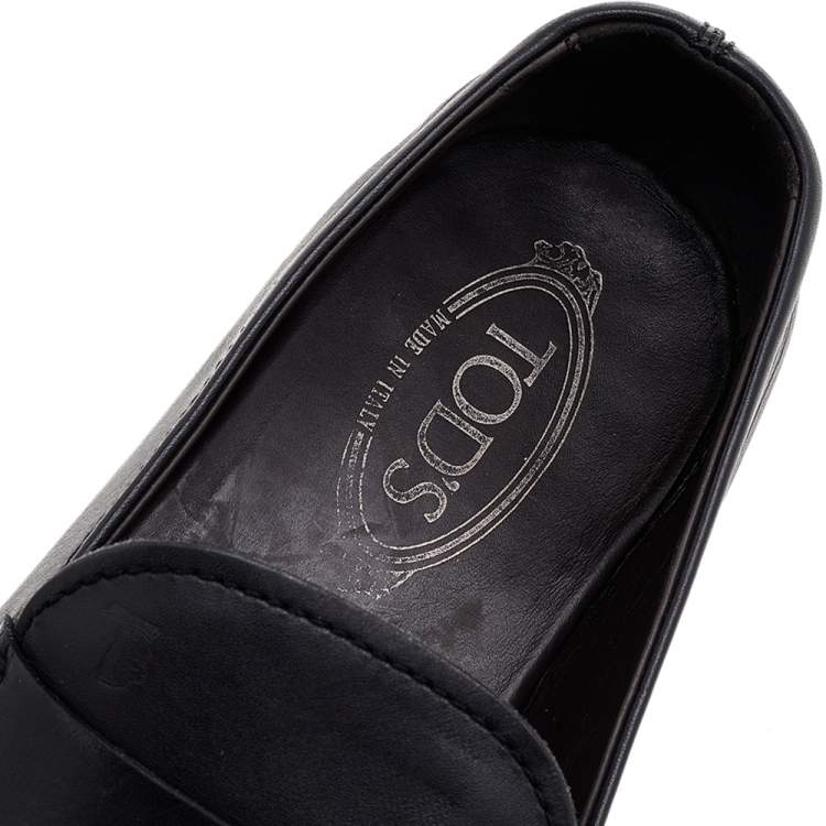 Pre Owned Tod's Black Leather Slip on Loafers Size 42.5