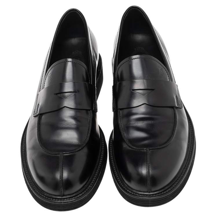 Pre Owned Tod's Black Leather Slip on Loafers Size 42