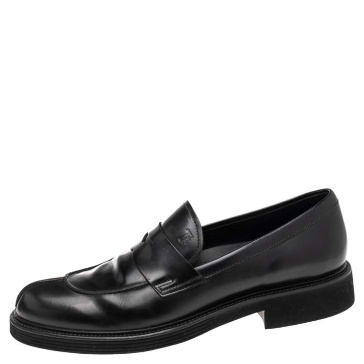 Pre Owned Tod's Black Leather Slip on Loafers Size 42