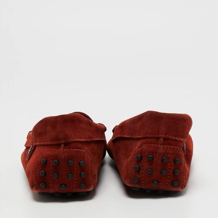 مملوكة مسبقًا Tod's Brown Suede Ferrari Loafers Size 42