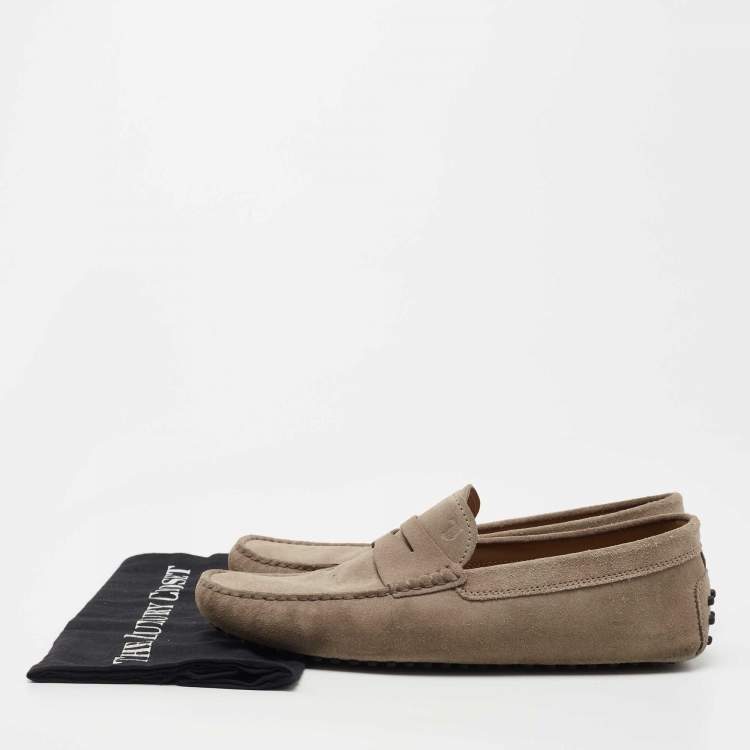 مملوكة مسبقًا Tod's Grey Suede Gommini Slip On Loafers Size 42