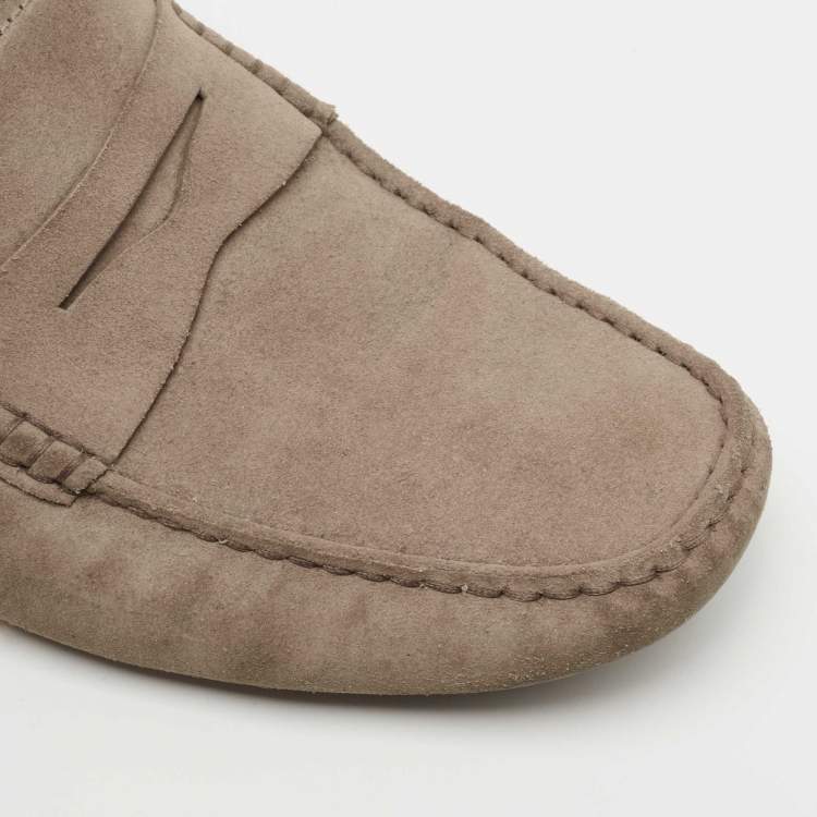 مملوكة مسبقًا Tod's Grey Suede Gommini Slip On Loafers Size 42