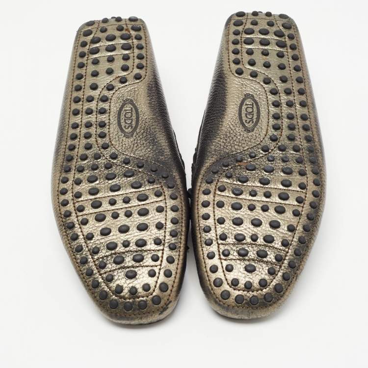 Pre Owned Tod's Metallic Leather Bow Slip On Loafers Size 42.5 