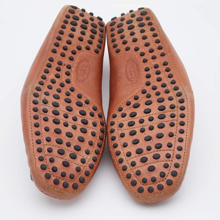 Pre Owned Tod's Brown Leather Gommino Loafer Size 39.5