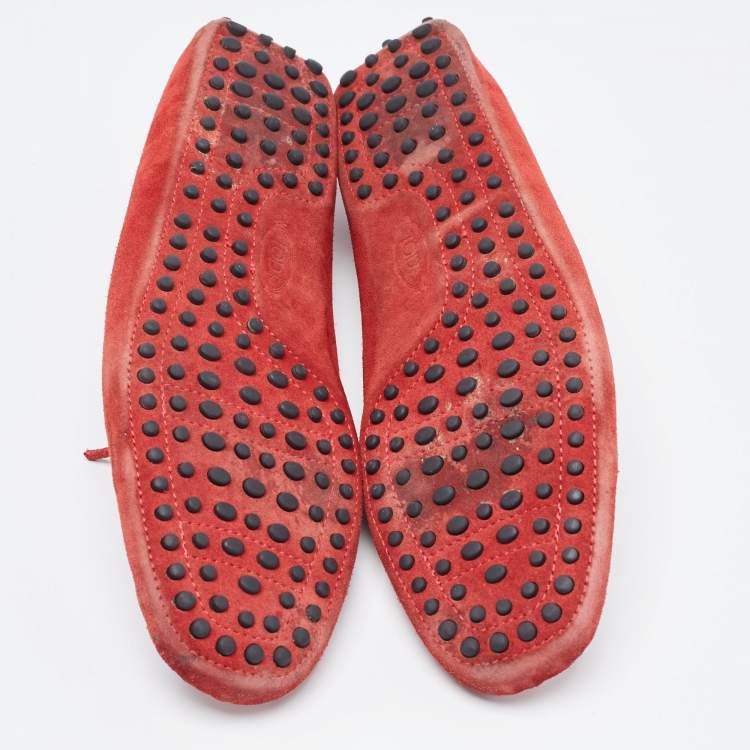 مملوكة مسبقًا Tod's Red Suede Gommino Bow Driving Slip On Loafers Size 43