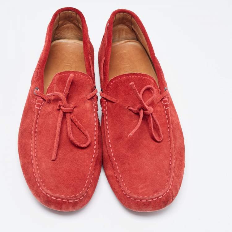 مملوكة مسبقًا Tod's Red Suede Gommino Bow Driving Slip On Loafers Size 43