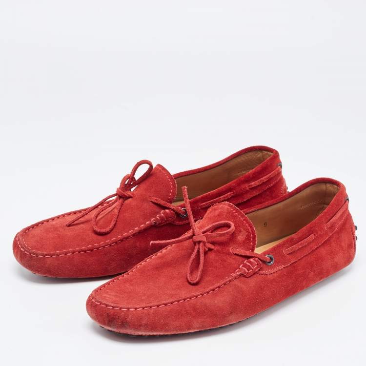 مملوكة مسبقًا Tod's Red Suede Gommino Bow Driving Slip On Loafers Size 43