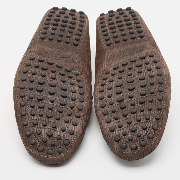 Pre Owned Tod's Dark Brown Textured Leather Gommino Loafers Size 42.5