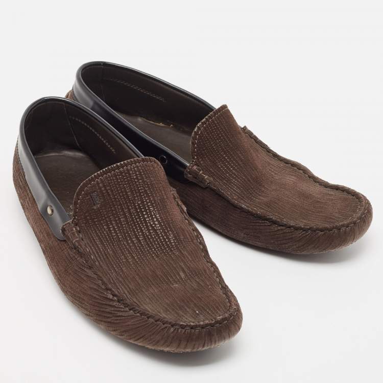 Pre Owned Tod's Dark Brown Textured Leather Gommino Loafers Size 42.5