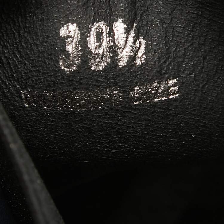 مملوكة مسبقًا Tod's Blue Leather Buckle Detail Ankle Length Boots Size 39.5