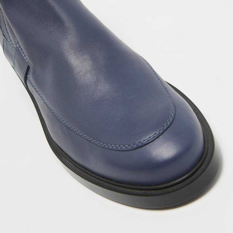 مملوكة مسبقًا Tod's Blue Leather Buckle Detail Ankle Length Boots Size 39.5