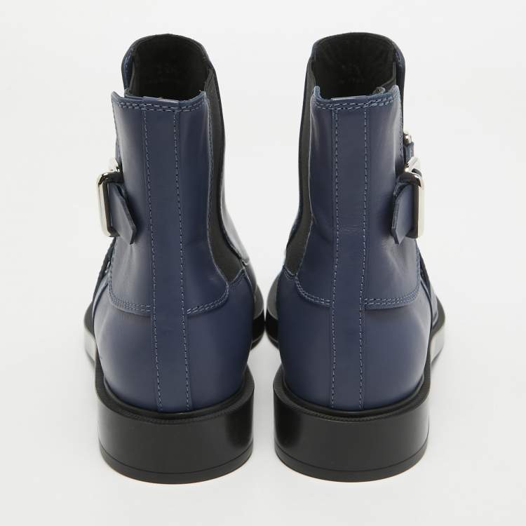 مملوكة مسبقًا Tod's Blue Leather Buckle Detail Ankle Length Boots Size 39.5