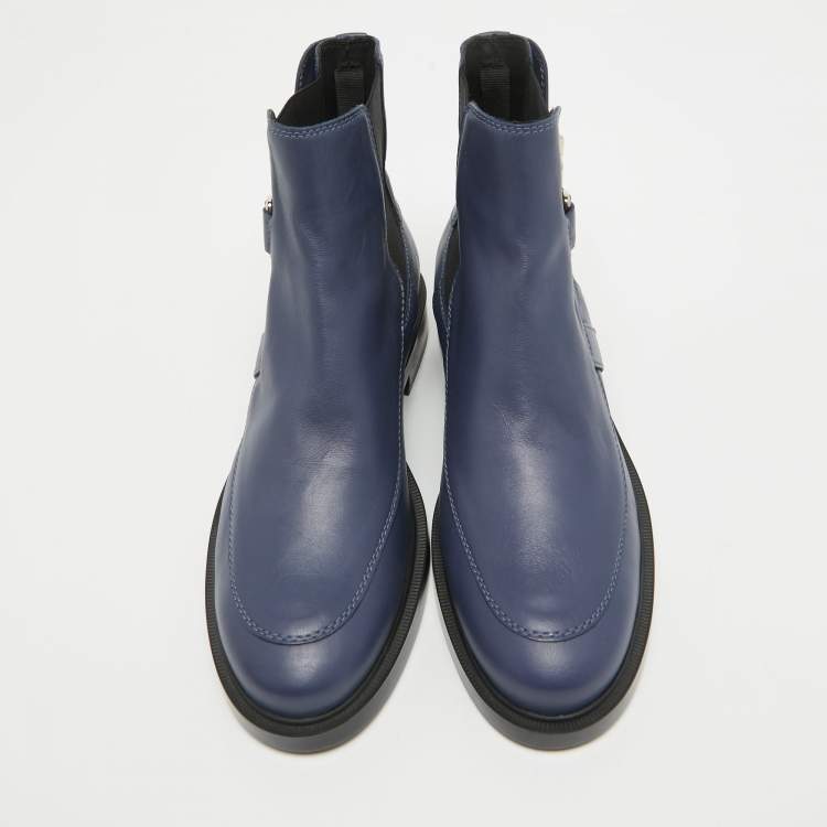 مملوكة مسبقًا Tod's Blue Leather Buckle Detail Ankle Length Boots Size 39.5