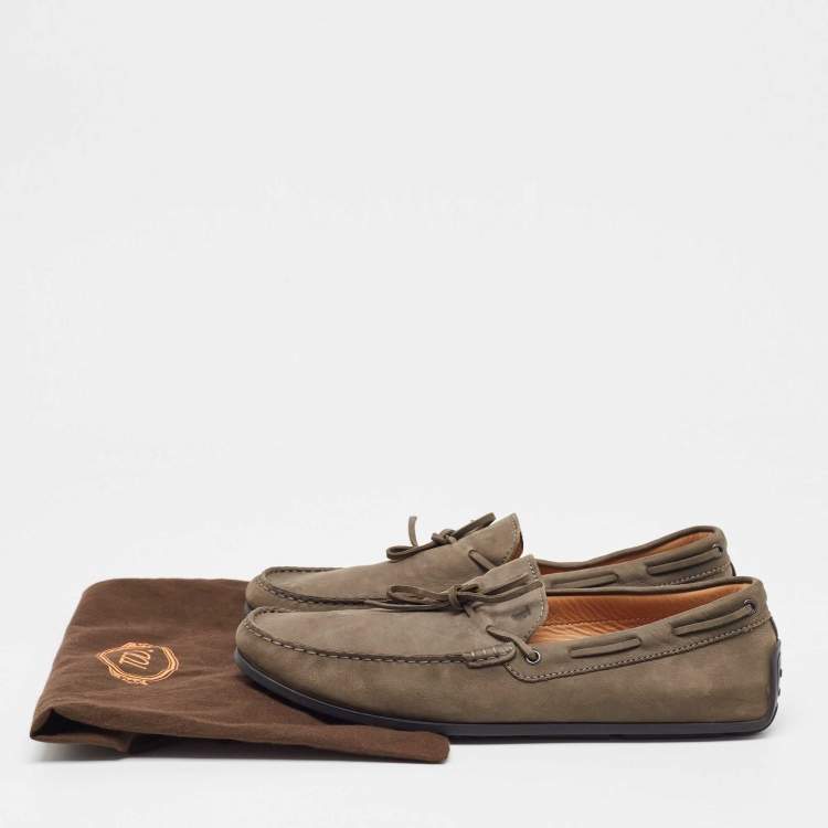 مملوكة مسبقًا Tods Olive Green Nubuck Leather Bow Slip On Loafers Size 44