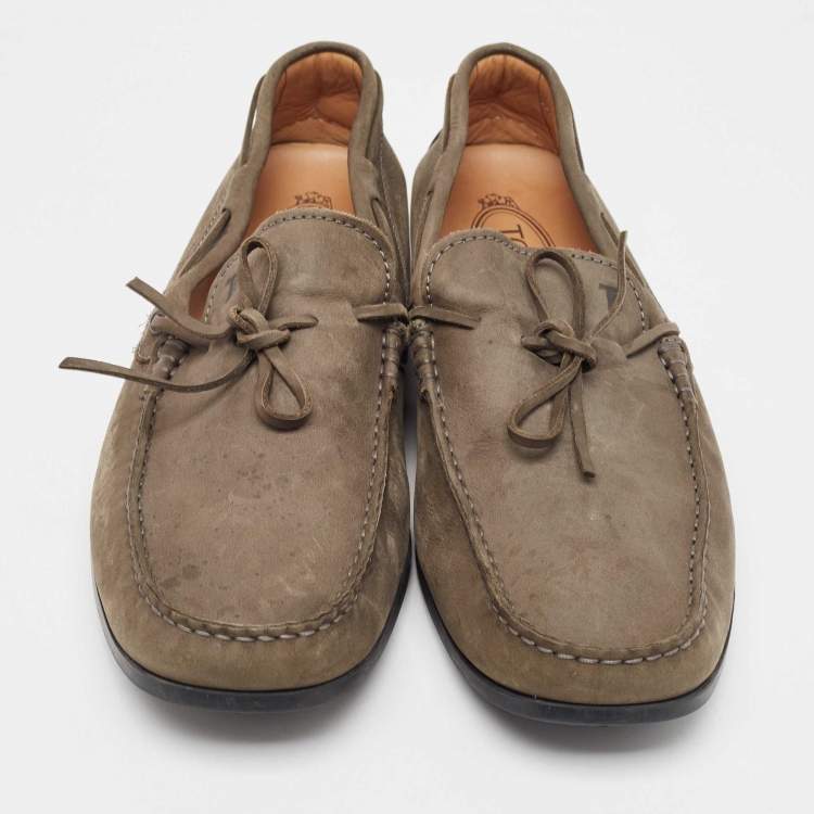 مملوكة مسبقًا Tods Olive Green Nubuck Leather Bow Slip On Loafers Size 44