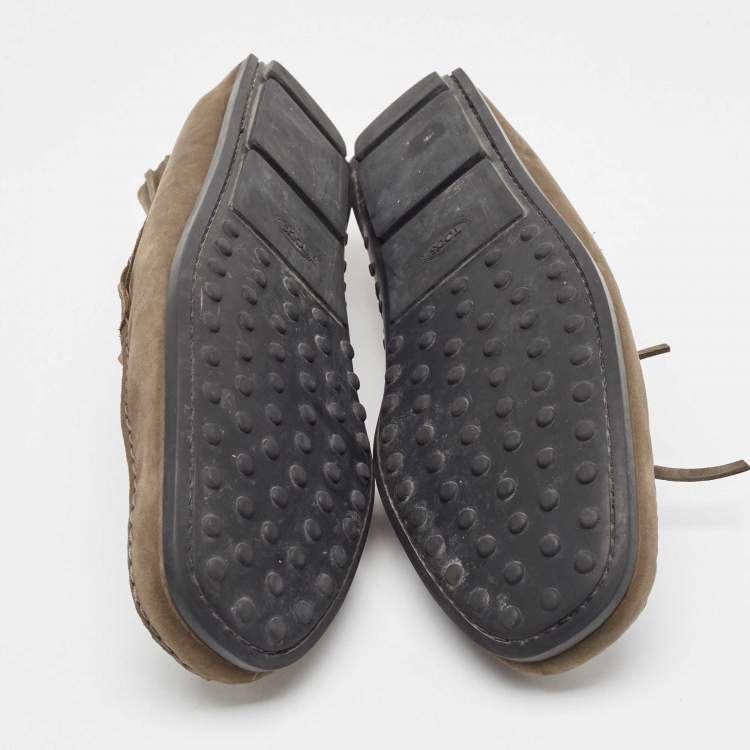 مملوكة مسبقًا Tods Olive Green Nubuck Leather Bow Slip On Loafers Size 44