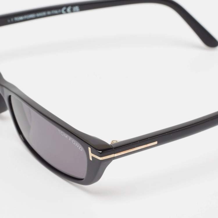 Pre Owned Tom Ford Black TF1058 01A Alejandro Rectangular Sunglasses