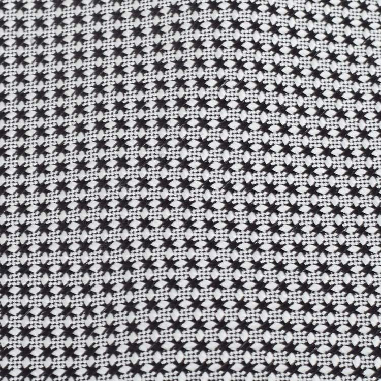 Pre Owned Tom Ford White/Black Patterned Silk Traditional Tie 