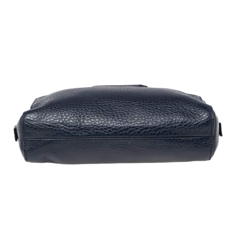 Pre Owned Tom Ford Navy Blue Leather Zip Around Wristlet Pouch