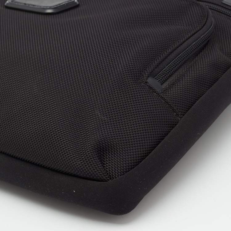 Pre Owned TUMI Black Nylon Laptop Sleeve