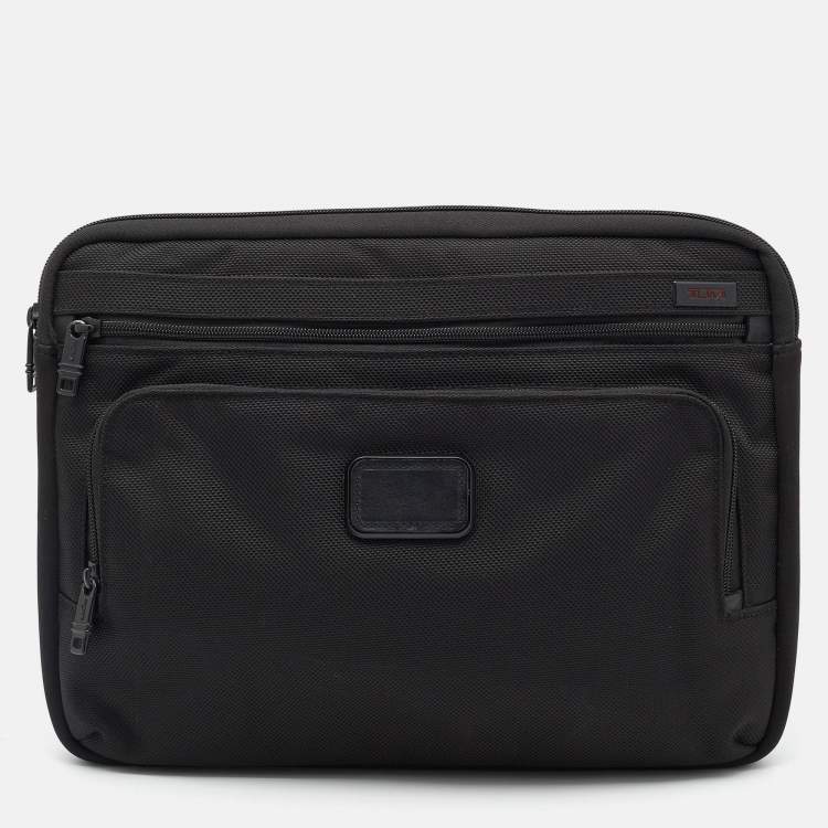 Pre Owned TUMI Black Nylon Laptop Sleeve