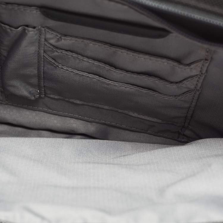 Pre Owned Tumi Black Nylon Medium  Alpha3 Laptop Cover