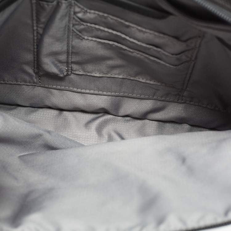 Pre Owned Tumi Black Nylon Medium  Alpha3 Laptop Cover