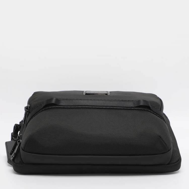 Pre Owned TUMI Alpha Bravo Service Black Nylon Crossbody Bag