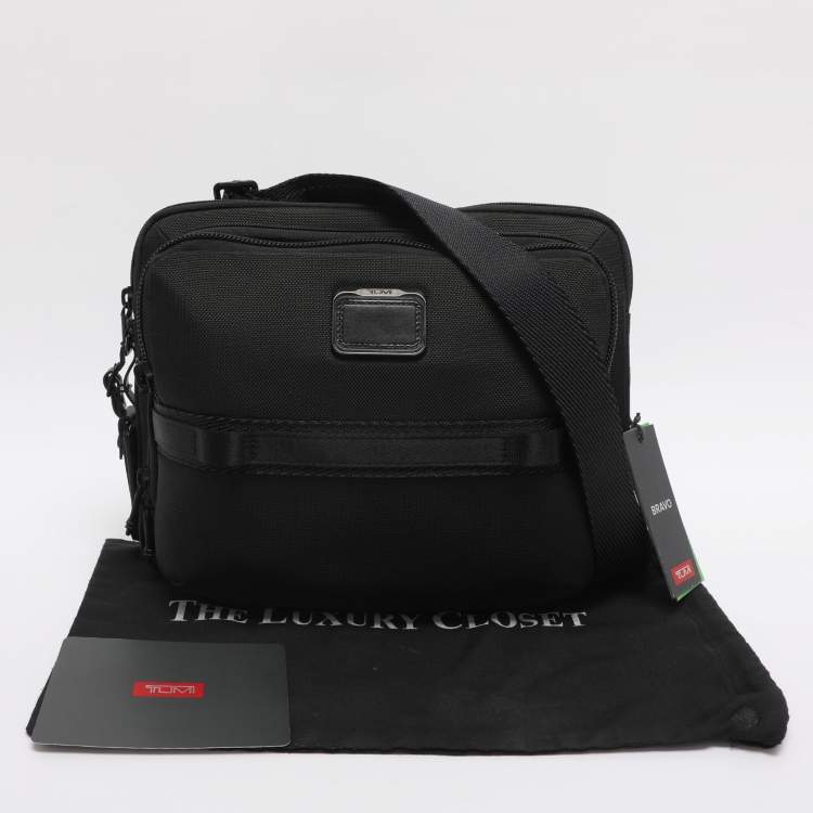 Pre Owned TUMI Alpha Bravo Service Black Nylon Crossbody Bag