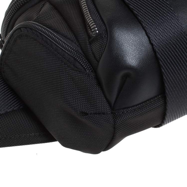 Pre Owned Tumi Black Nylon and Leather Newport Utility Belt Pouch