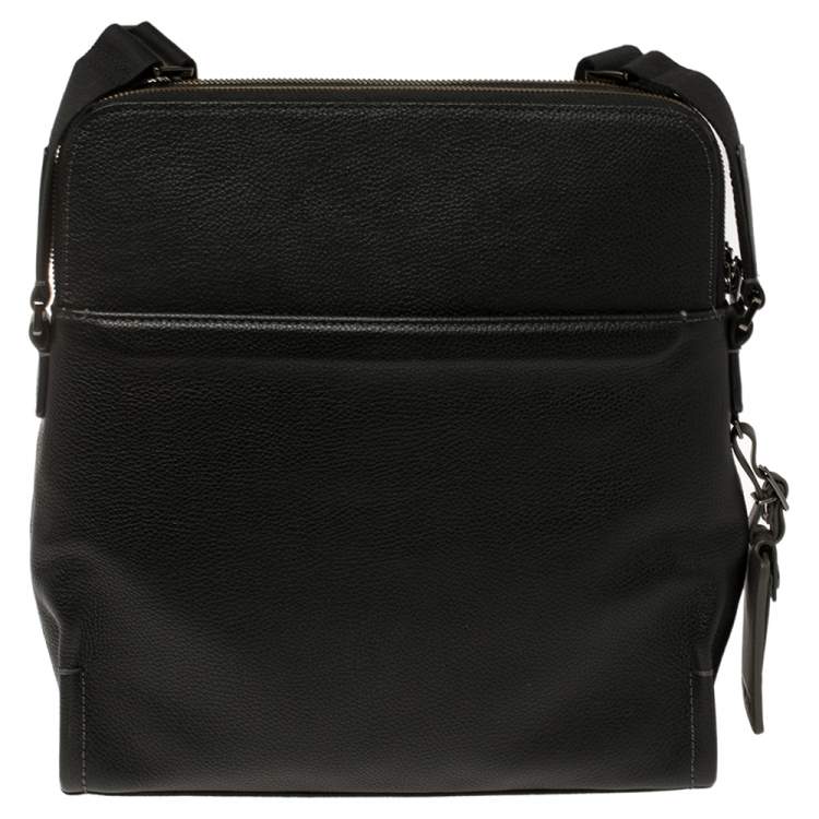 Pre Owned TUMI Black Leather Stratton Crossbody Bag