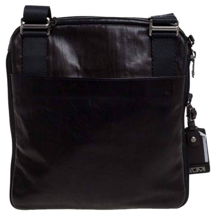 Pre Owned TUMI Black/Dark Brown Leather Annapolis Zip Flap Messenger Bag
