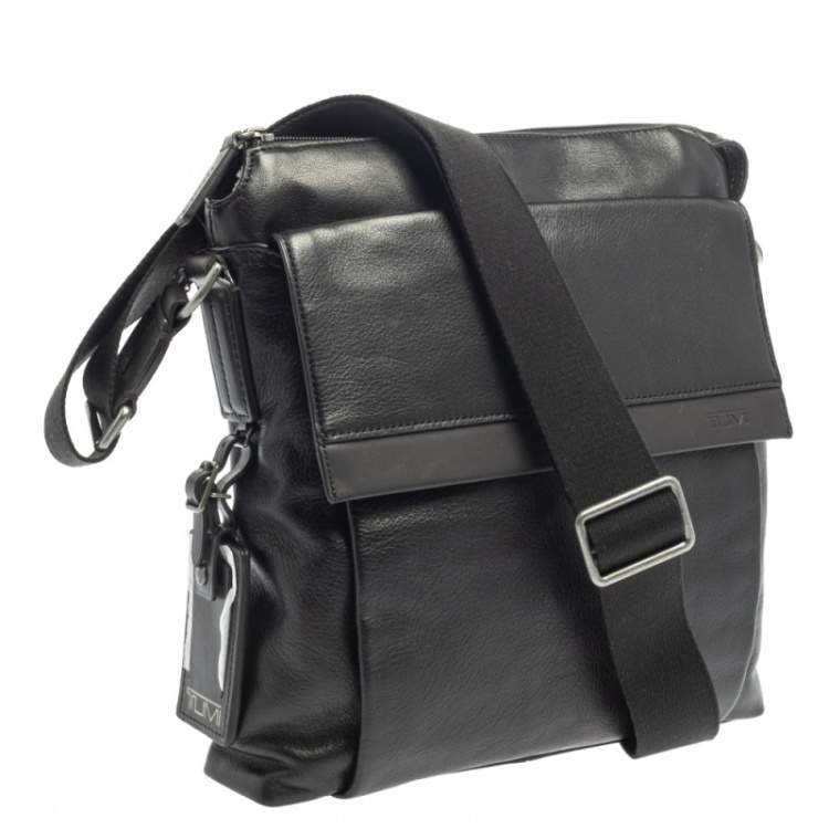 Pre Owned Tumi Black Leather DFO Monroe Oxford Top Zip Flap Messenger Bag