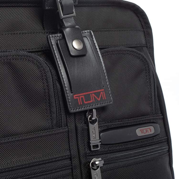 مملوكة مسبقًا Tumi Black Nylon and Leather Large DFO Compact Screen Laptop Briefcase